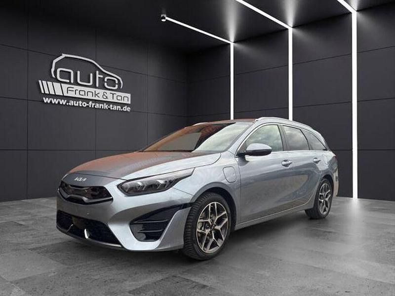 Silber Gebraucht 2023 Kia Ceed Sportswagon Kombi | 21.890 € (Fairer Preis) - Bild 1/4