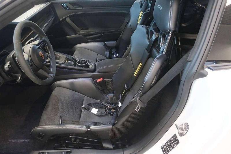 Gebraucht Porsche 911 GT3 510 PS (375 kW) 2021 Carraraweißmetallic Coupé