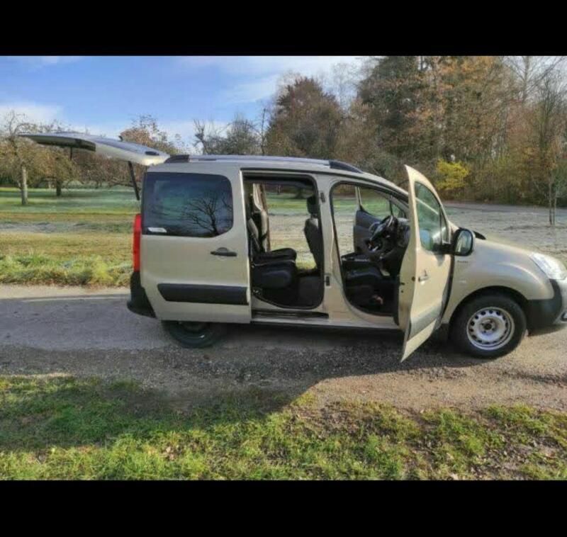 Gold Gebraucht 2011 Citroën Berlingo XTR Van / Kleinbus | 3.300 € (Superpreis) - Bild 1/4