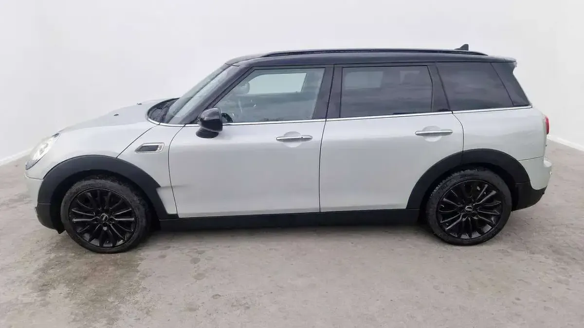 Gebraucht Mini Cooper D Clubman 150 PS (110 kW) 2018 White silver metallic Kombi