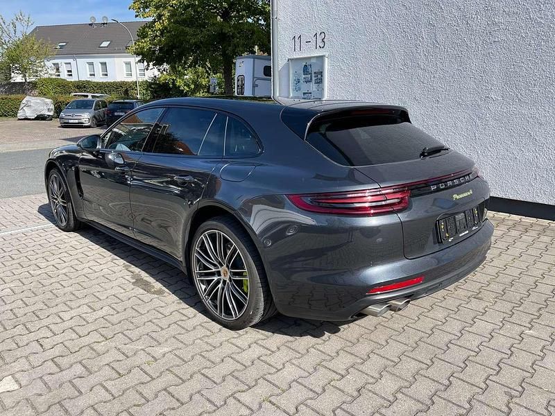 Gebraucht Porsche Panamera 4 Sport Turismo 462 PS (339 kW) 2019 Vulkangraumet. Limousine