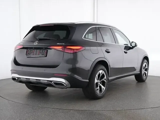 Gebraucht Mercedes GLC300e 313 PS (230 kW) 2025 Metalliclack graphitgrau SUV
