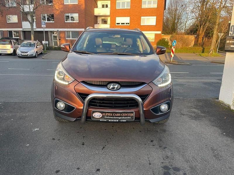 Gebraucht Hyundai ix35 Style 166 PS (122 kW) 2013 Hazel brown SUV