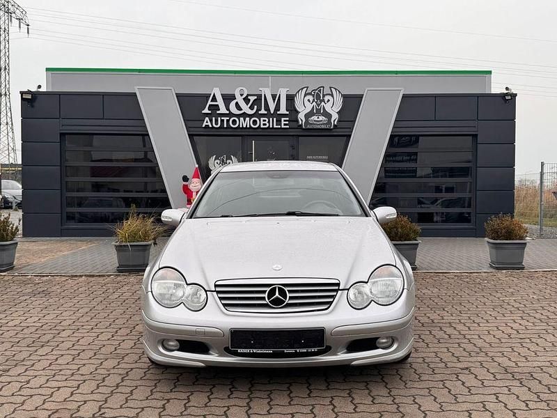 Gebraucht Mercedes C180 143 PS (105 kW) 2003 Silber Coupé
