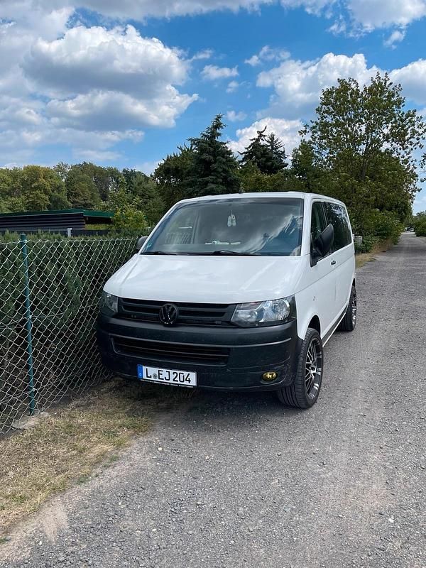 Weiß Gebraucht 2010 VW T5 Van | 13.000 € (Superpreis) - Bild 1/4