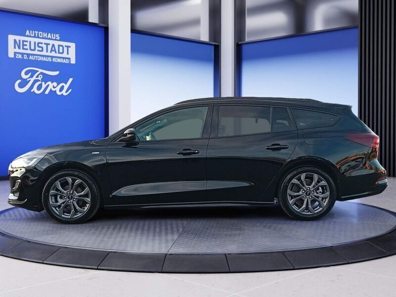 Gebraucht Ford Focus ST-Line X 155 PS (114 kW) 2024 Agate black metallic Kombi