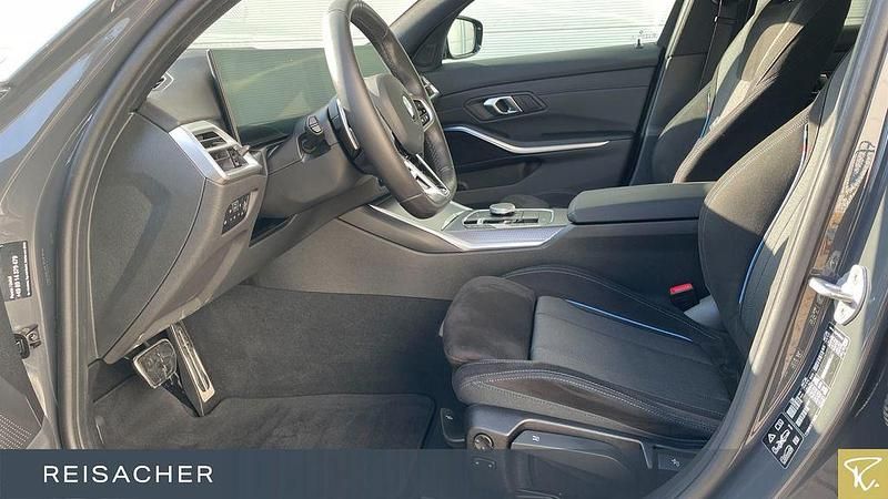 Gebraucht BMW 320 Performance 190 PS (139 kW) 2025 Grau Limousine