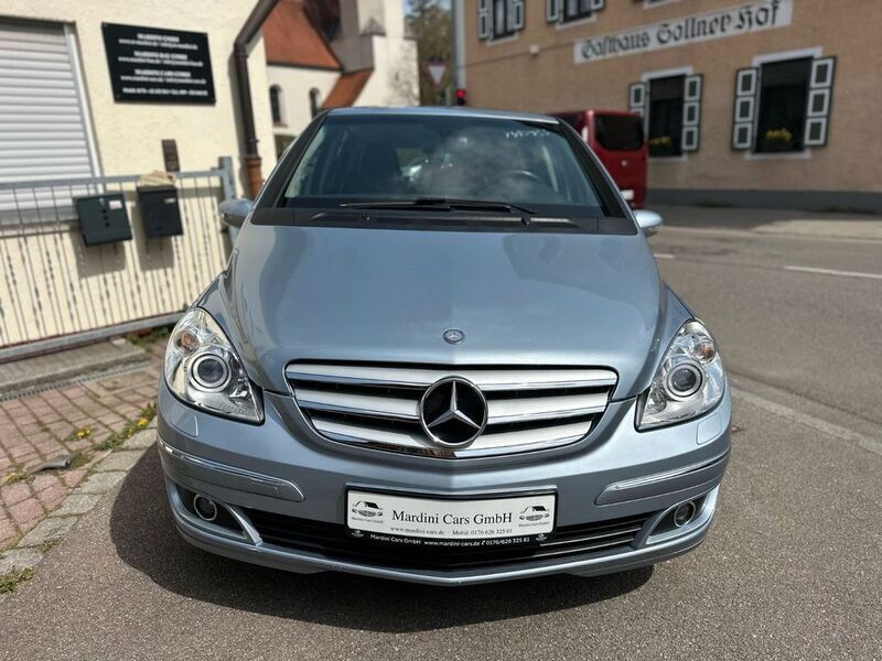 Silber Gebraucht 2007 Mercedes B200 Van / Kleinbus | 4.999 € (Fairer Preis) - Bild 1/4