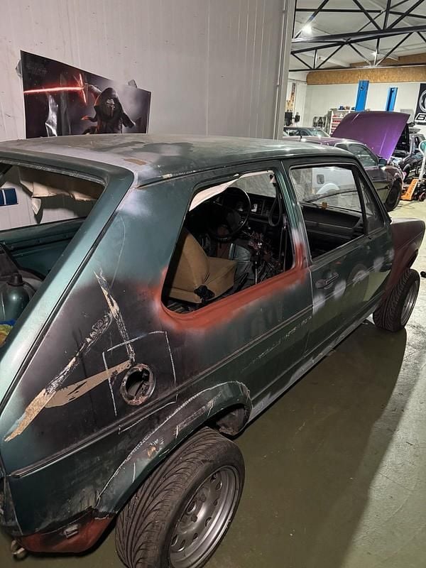 Gebraucht VW Golf I 70 PS (51 kW) 1983 Grün Kleinwagen