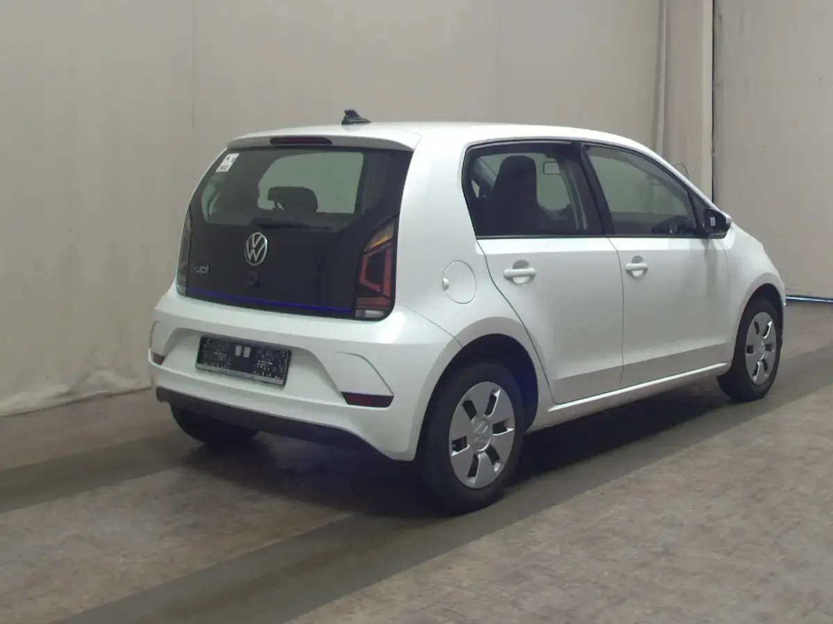 Gebraucht VW e-up! 61 kW (83 PS) 2021 Weiss Kleinwagen
