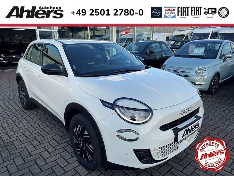 Uniweiss Gebraucht 2024 Fiat 600 SUV | 22.990 € (Guter Preis) - Bild 1/4