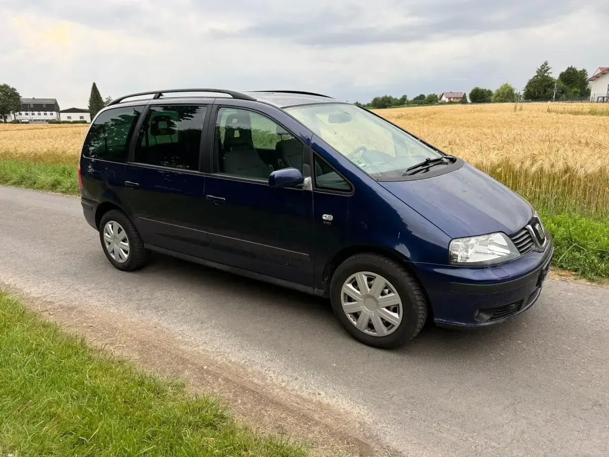 Gebraucht Seat Alhambra 140 PS (102 kW) 2008 Blau Van / Kleinbus