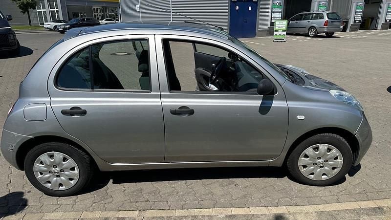 Gebraucht Nissan Micra 80 PS (58 kW) 2004 Silber Kleinwagen