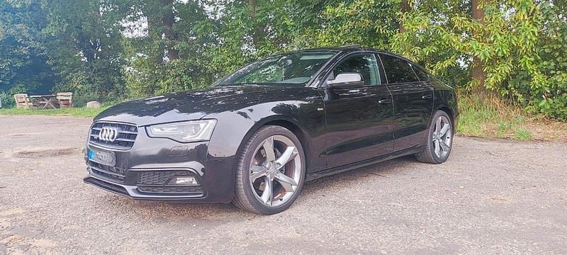 Schwarz Gebraucht 2014 Audi A5 Sportback S-Line Kleinwagen | 9.500 € (Superpreis) - Bild 1/4