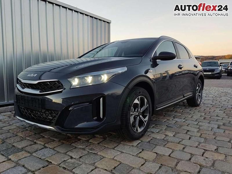 Pentagrau metallic Neu 2025 Kia XCeed City SUV | 25.240 € (Fairer Preis) - Bild 1/4