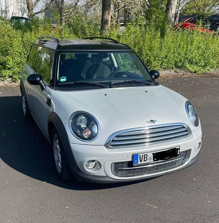 Silber Gebraucht 2014 Mini Cooper D Clubman Kombi | 6.700 € (Fairer Preis) - Bild 1/4