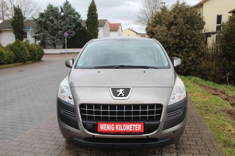 Gebraucht Peugeot 3008 Tendance 120 PS (88 kW) 2010 Grau Kombi