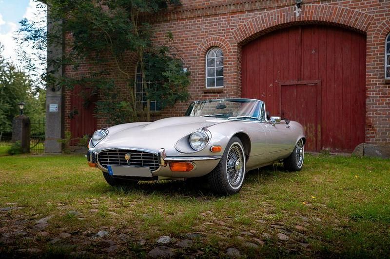 Gebraucht Jaguar E-Type 265 PS (194 kW) 1974 Silber Cabrio