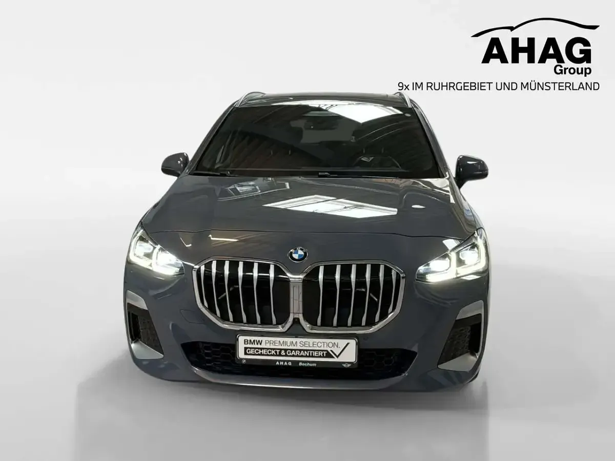 Gebraucht BMW 223 Active Tourer Comfort Edition 211 PS (155 kW) 2023 Grau Van / Kleinbus