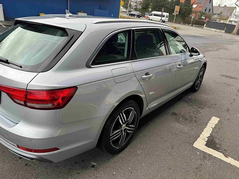 Gebraucht Audi A4 Sport 190 PS (139 kW) 2018 Silber Kombi
