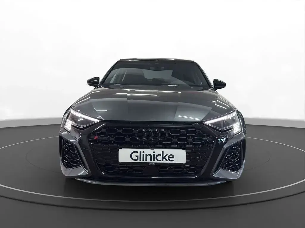 Gebraucht Audi RS3 Ambiente 400 PS (294 kW) 2023 Daytonagrau perleffekt Limousine