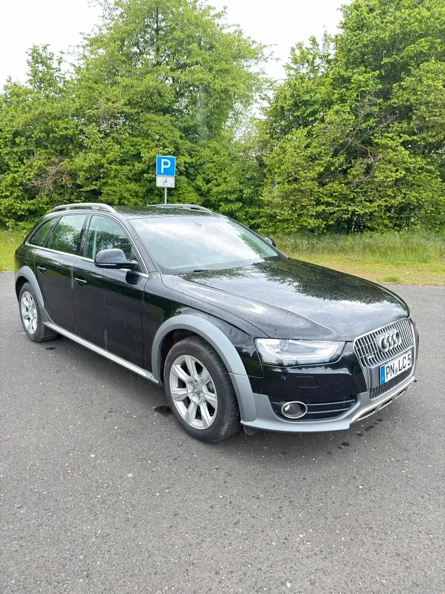 Gebraucht Audi A4 Allroad S-Line 177 PS (130 kW) 2015 Schwarz Kombi