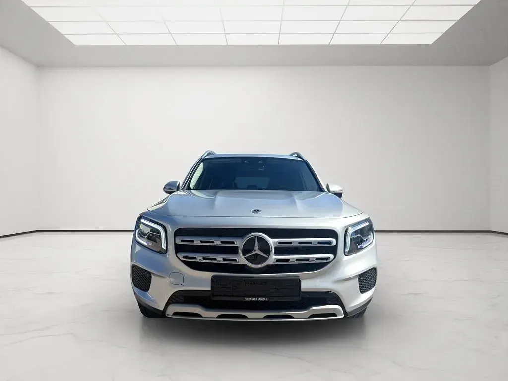 Gebraucht Mercedes GLB220 190 PS (139 kW) 2023 Silber SUV
