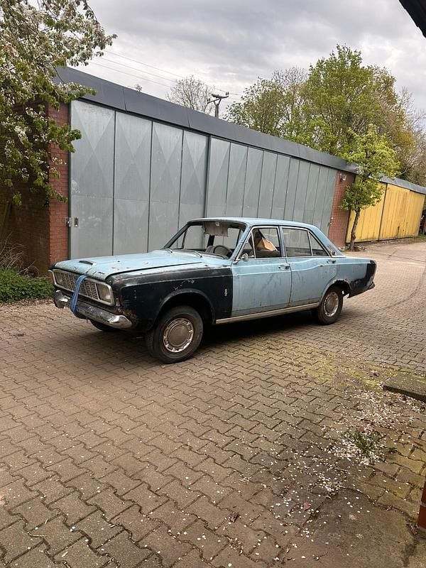 Gebraucht Ford 20M 90 PS (66 kW) 1968 Blau Limousine