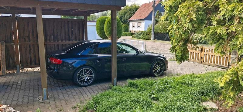 Schwarz Gebraucht 2010 Audi A4 Limousine | 6.500 € (Superpreis) - Bild 1/4