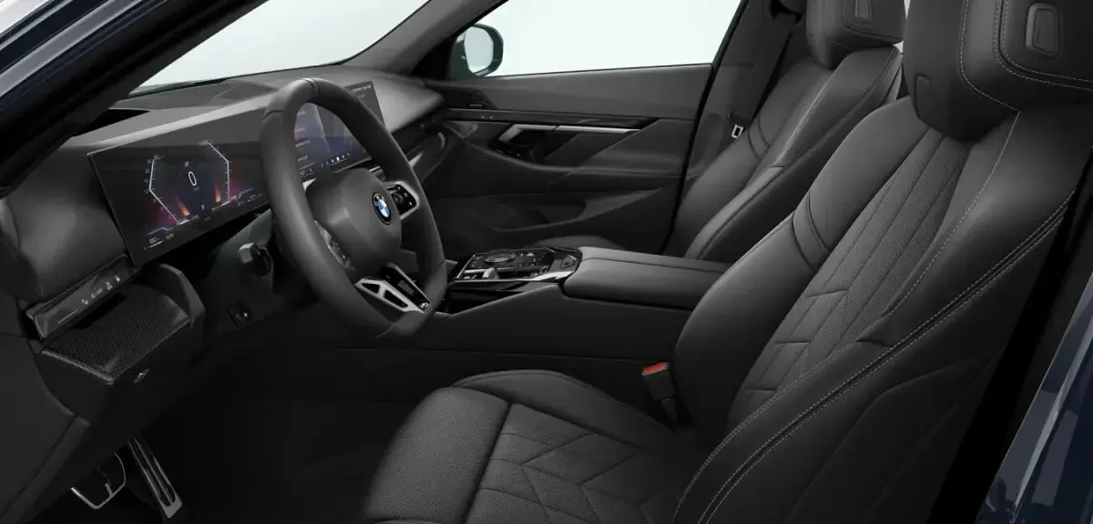 Gebraucht BMW 520 Comfort Edition 197 PS (144 kW) 2025 Schwarz Kombi