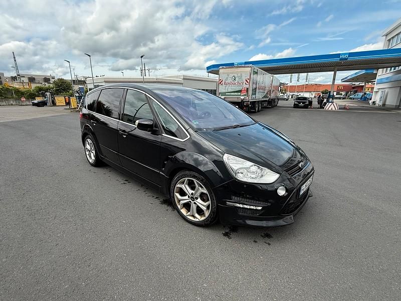 Schwarz Gebraucht 2010 Ford S-MAX Van / Kleinbus | 6.800 € - Bild 1/4