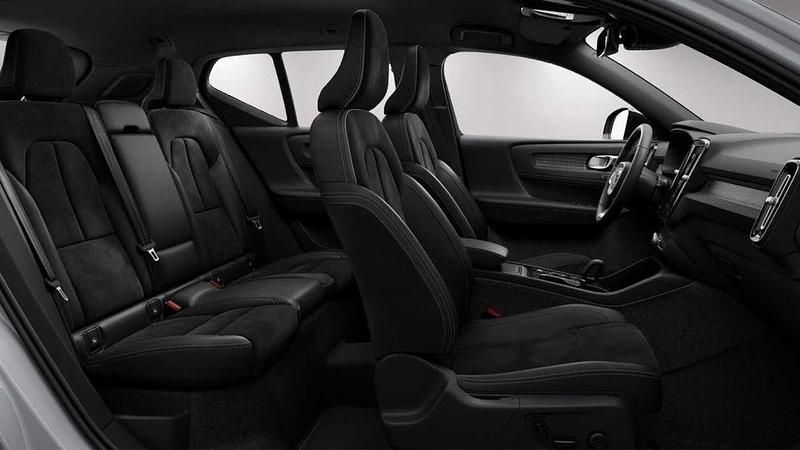 Gebraucht Volvo XC40 Plus 197 PS (144 kW) 2024 Grau SUV