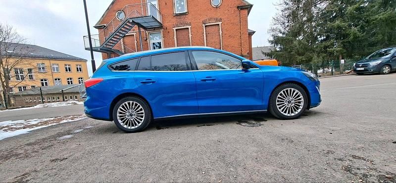 Gebraucht Ford Focus 150 PS (110 kW) 2019 Blau Kombi