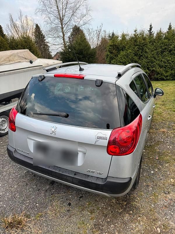 Gebraucht Peugeot 207 90 PS (66 kW) 2009 Silber Kombi