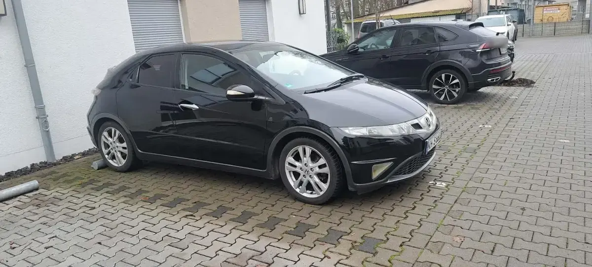 Gebraucht Honda Civic 140 PS (102 kW) 2009 Schwarz Kleinwagen