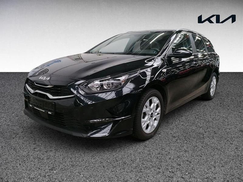 Zilinaschwarz (metallic) Gebraucht 2024 Kia Ceed Sportswagon Vision Kombi | 21.930 € (Superpreis) - Bild 1/4