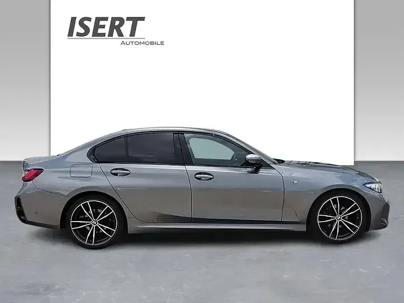 Gebraucht BMW 320 M Sport 190 PS (139 kW) 2023 Grau Limousine