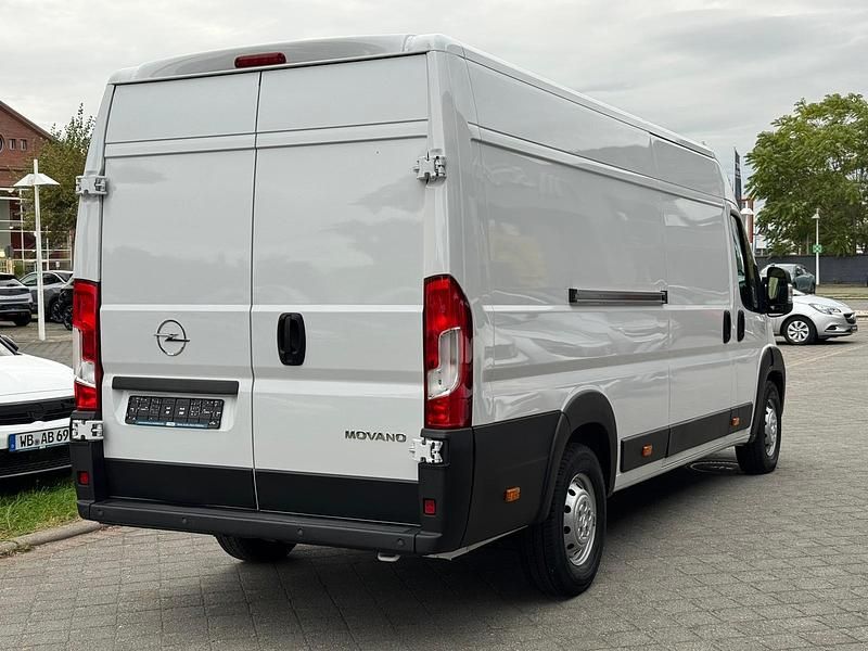 Gebraucht Opel Movano 165 PS (121 kW) 2024 Lackierung weiss icy/typ spiegel flach standard Van