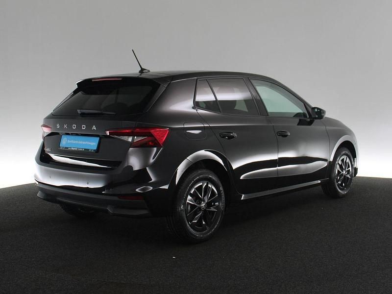 Neu Skoda Fabia Selection 116 PS (85 kW) 2025 Grau / graphitgrau Kleinwagen