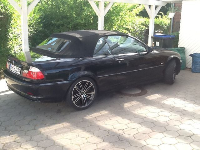 Gebraucht BMW 318 Cabriolet 143 PS (105 kW) 2002 Schwarz Cabrio