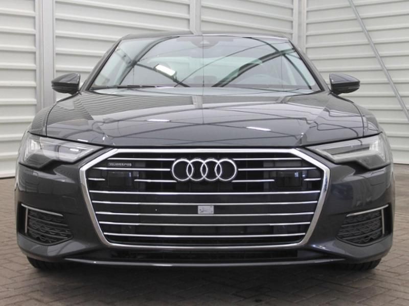 Gebraucht Audi A6 Design 299 PS (219 kW) 2022 Silber Limousine