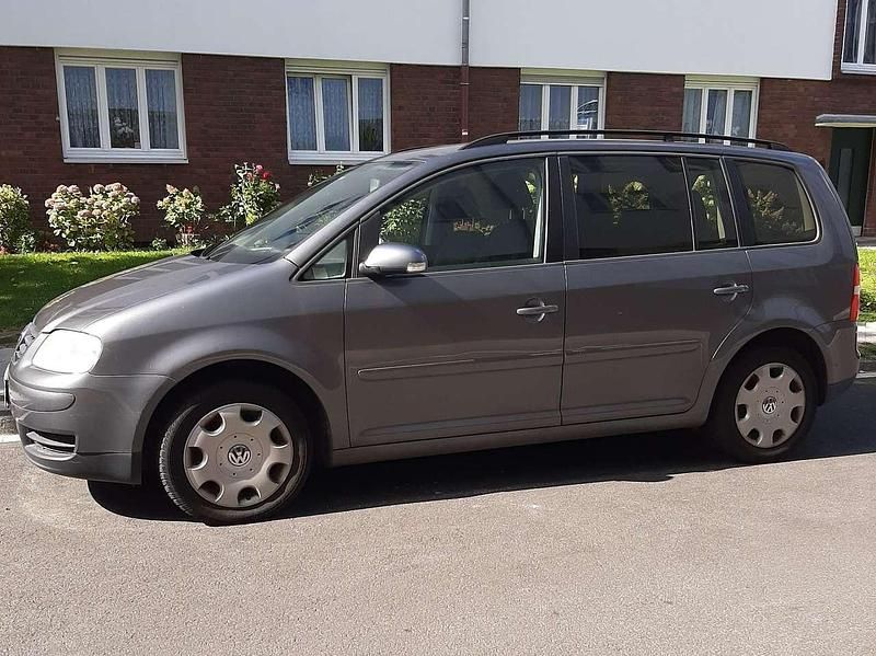 Gebraucht 2006 VW Touran Trendline Van / Kleinbus | 2.950 € (Fairer Preis) - Bild 1/1