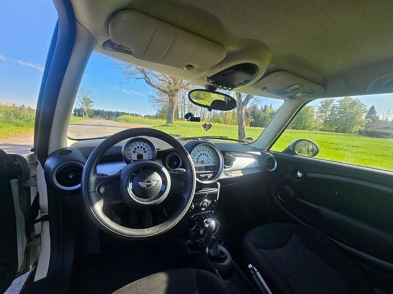 Usata Mini ONE 98 CV (72 kW) 2013 Beige Utilitaria