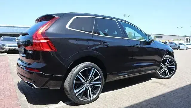 Gebraucht Volvo XC60 R-Design 303 PS (222 kW) 2018 Schwarz SUV