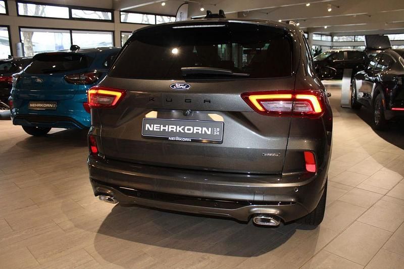 Neu Ford Kuga ST-Line X 242 PS (177 kW) 2026 Magneticgrau SUV