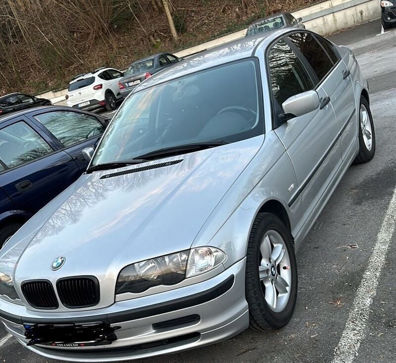 Second-hand BMW 316 105 CP (77 kW) 2001 Argintiu Berlinǎ