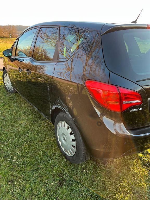 Gebraucht Opel Meriva Edition 140 PS (102 kW) 2013 Schwarz Van / Kleinbus
