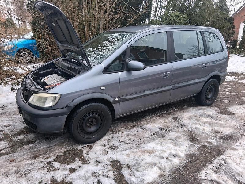 Grau Gebraucht 2004 Opel Zafira Van / Kleinbus | 2.200 € (Fairer Preis) - Bild 1/4
