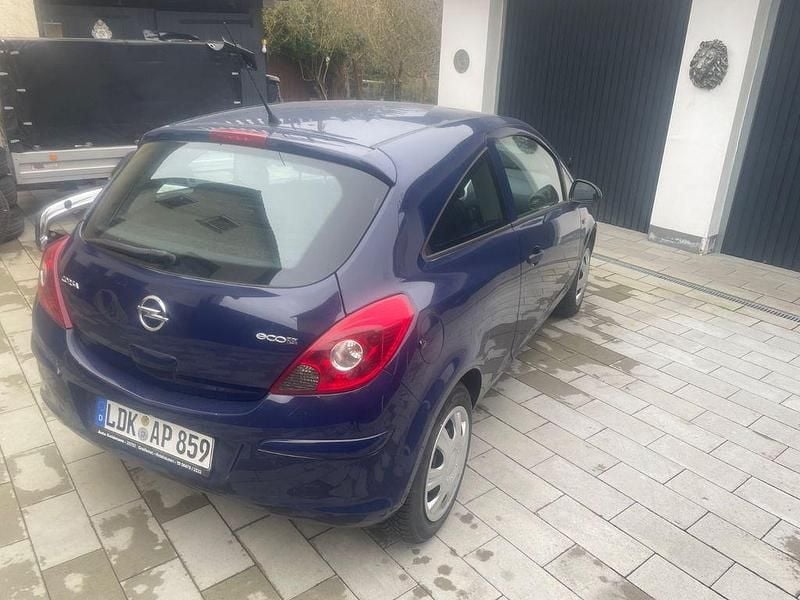 Gebraucht Opel Corsa Edition 69 PS (50 kW) 2012 Blau Kleinwagen