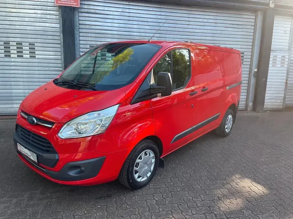 Gebraucht Ford Transit Custom Trend 131 PS (96 kW) 2017 Rot Van / Kleinbus